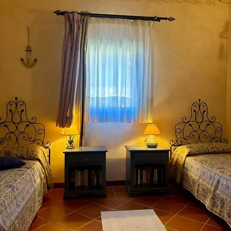 Rosa Piscina Privata Villa Stintino